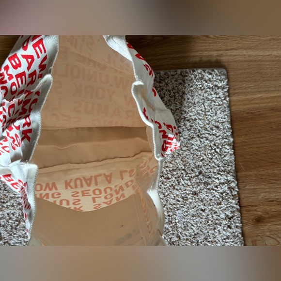 Uniqlo Beige Tote with Red Text - Picture 7 of 9